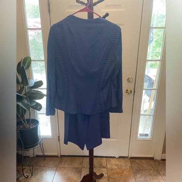 Vintage ADRIANNA PAPELL SILK SKIRT SUIT, BLAZER AND SKIRT SIZE 12 - Picture 9 of 12